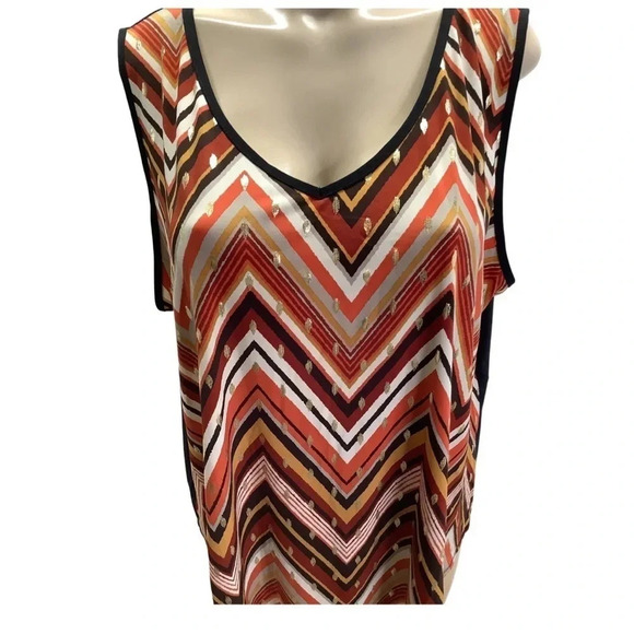 Exclusive One Size 3X Sleeveless Top With Gold Details. New Without Tags - Picture 4 of 8